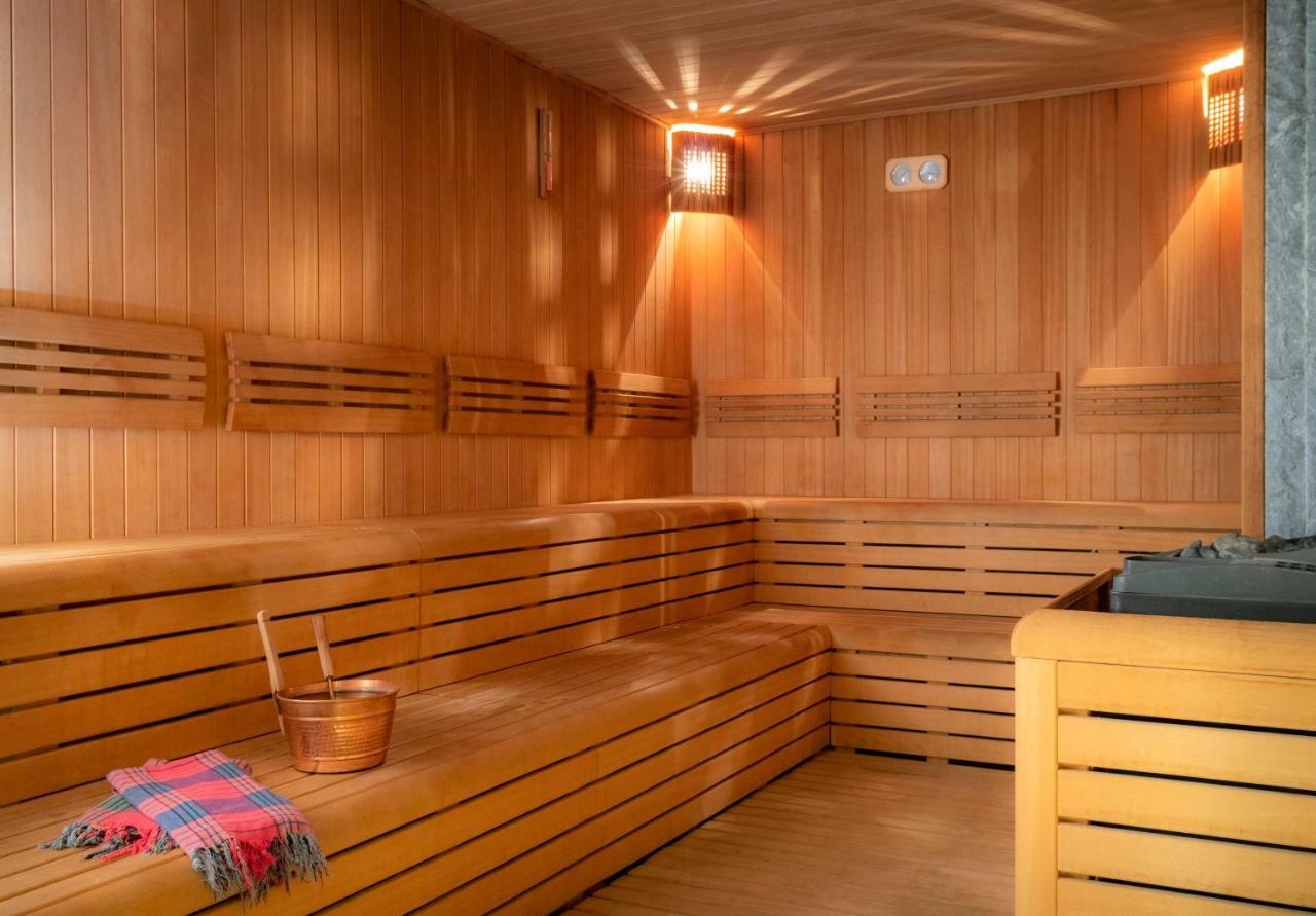 Hotel Barceló Estambul Exterior foto A Finnish sauna
